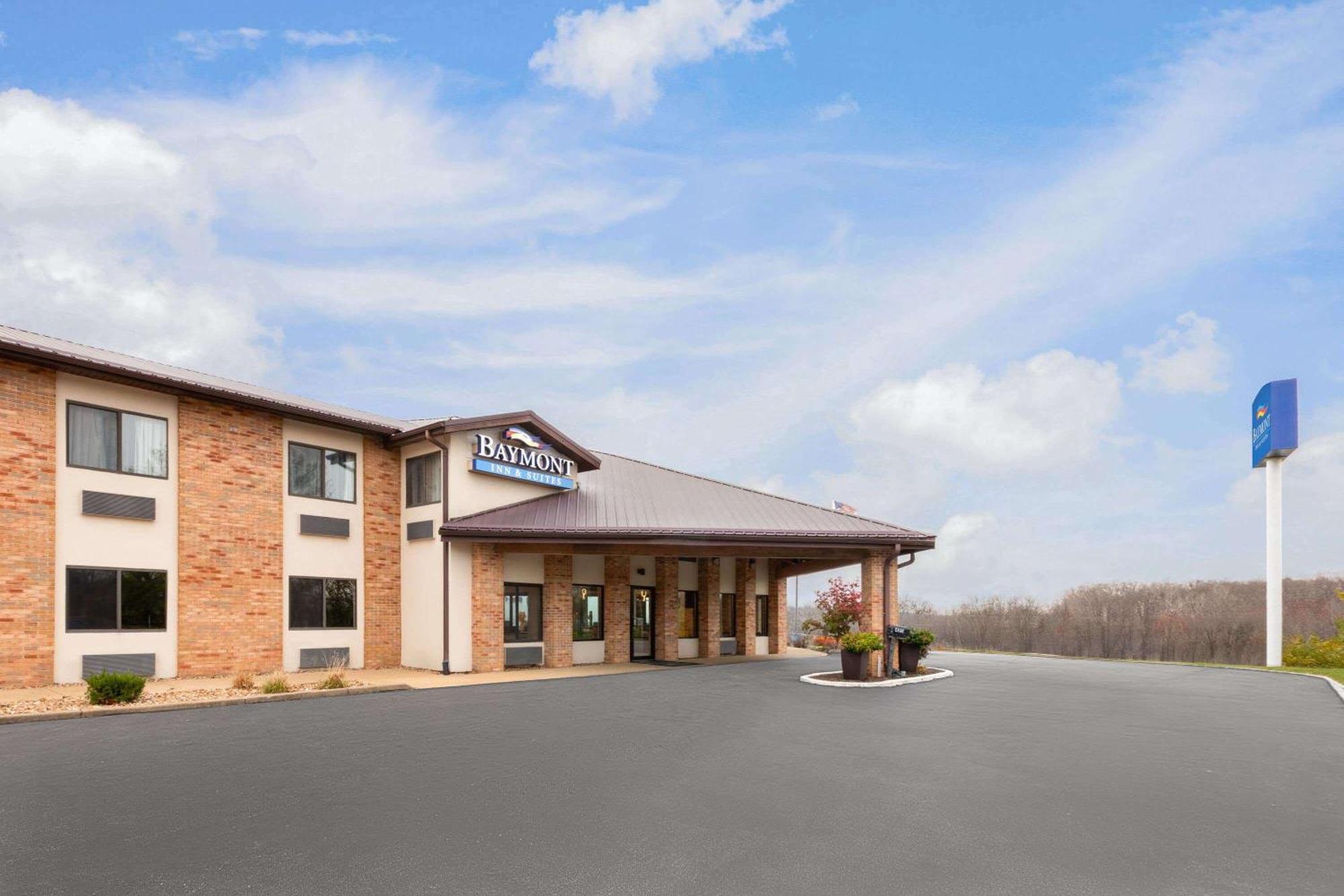 Baymont By Wyndham Warrenton Exterior foto