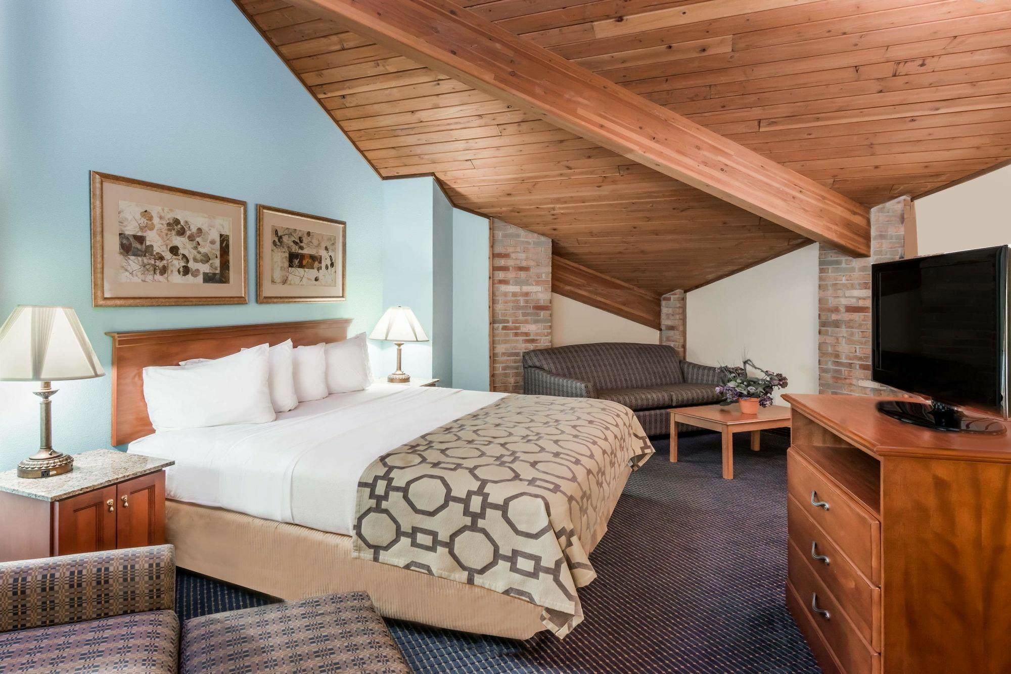Baymont By Wyndham Warrenton Exterior foto