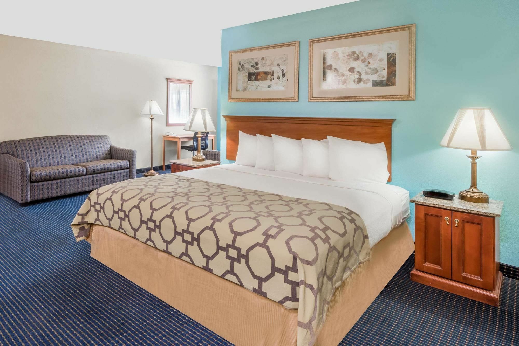 Baymont By Wyndham Warrenton Exterior foto